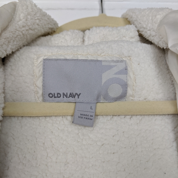 Old Navy Fleece Lined Hooded Puffer Parka Jacket - Picture 6 of 6